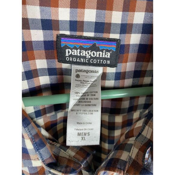 Patagonia Men’s Button Up Shirt‎ - Picture 3 of 5